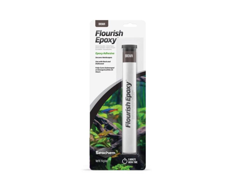 Seachem Flourish Epoxy é uma massa epóxi de duas partes que pode ser usada durante o hardscaping para proteger materiais como rochas e madeira flutuante para fundações mais estáveis em aquários plantados.