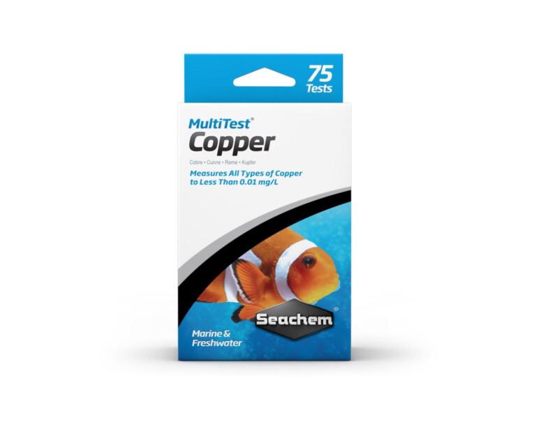 O Seachem MultiTest Copper realiza mais de 75 testes e contém uma amostra de referência para validação.