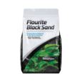 Seachem Flourite Black Sand é um cascalho de argila porosa estável especialmente fraturado para aquários naturais plantados.