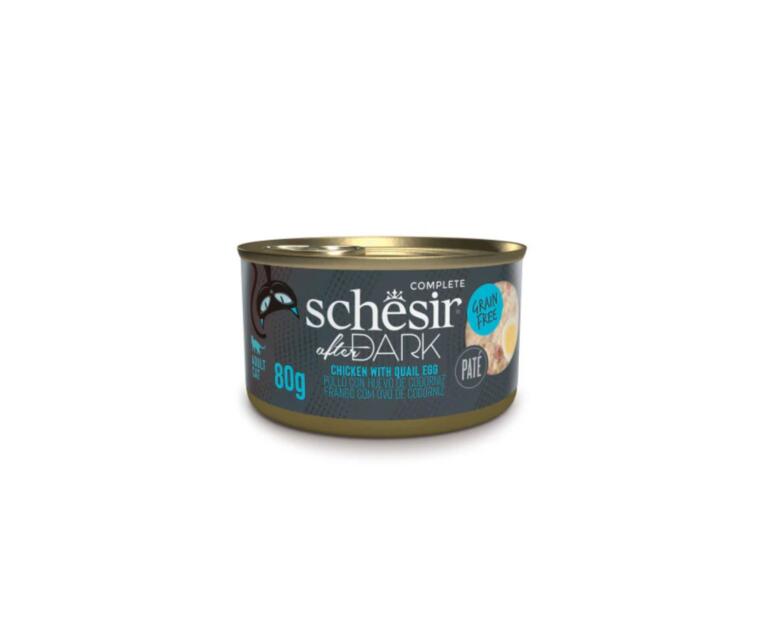 O Schesir paté frango com ovo de codorniz After Dark 80 g oferece ao teu gato uma refeição húmida de alta qualidade, 100 % completa e equilibrada.