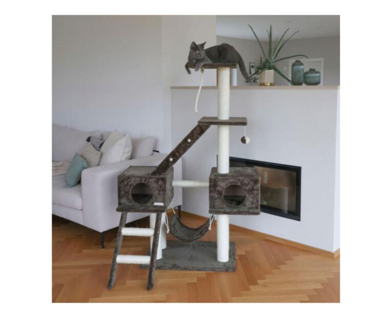 arranhador-granat-kerbl-150cm